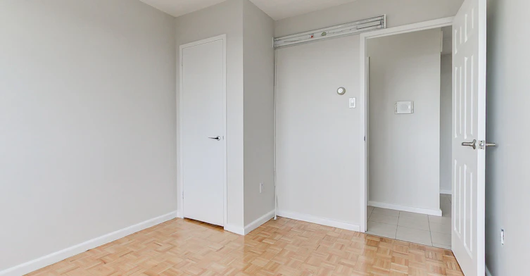 909-10 Sunny Glen Way, Toronto, ON, M3C 2Z3 - 30