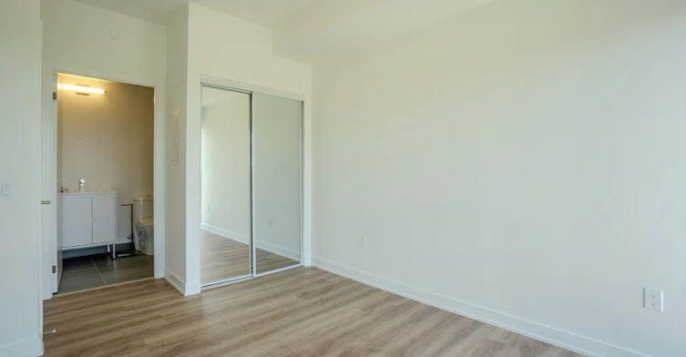 2109-1 Quarrington Lane, Toronto, ON, M3C 0S4 - 12