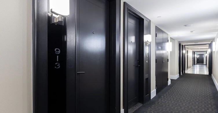 913-955 Bay Street, Toronto, ON, M5S 0C6 - 4