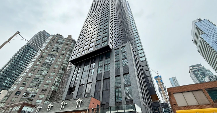 806-8 Wellesley Street W, Toronto, ON, M4Y 0J5