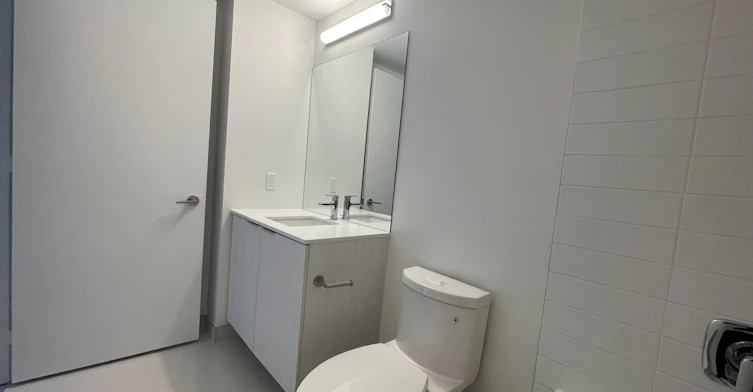 1114-158 Front Street E, Toronto, ON, M5A 0K9 - 17