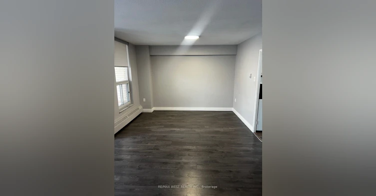 202-130 Neptune Drive, Toronto, ON, M6A 1X5 - 17