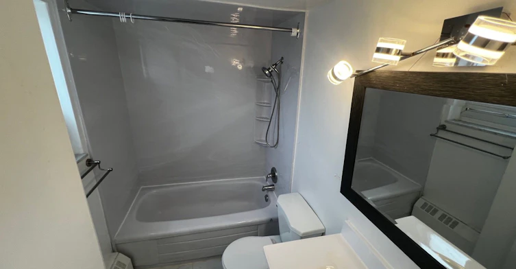202-130 Neptune Drive, Toronto, ON, M6A 1X5 - 15
