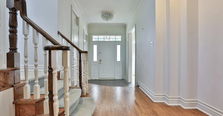 38 Gwendolen Crescent, Toronto, ON, M2N 2L7 - 5