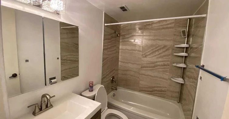 905-130 Neptune Drive, Toronto, ON, M6A 1X5 - 10