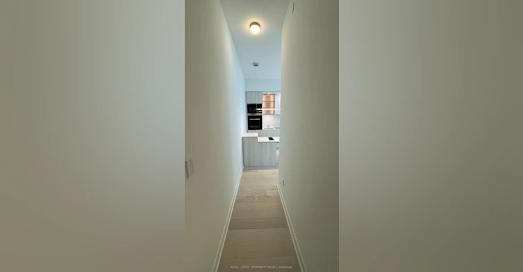 4906-11 Yorkville Avenue, Toronto, ON, M4W 0B7 - 6