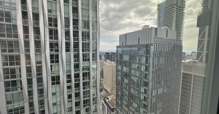 4906-11 Yorkville Avenue, Toronto, ON, M4W 0B7 - 3