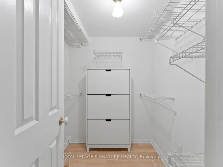 206-18 Hollywood Avenue, Toronto, ON, M2N 6P5 - 18