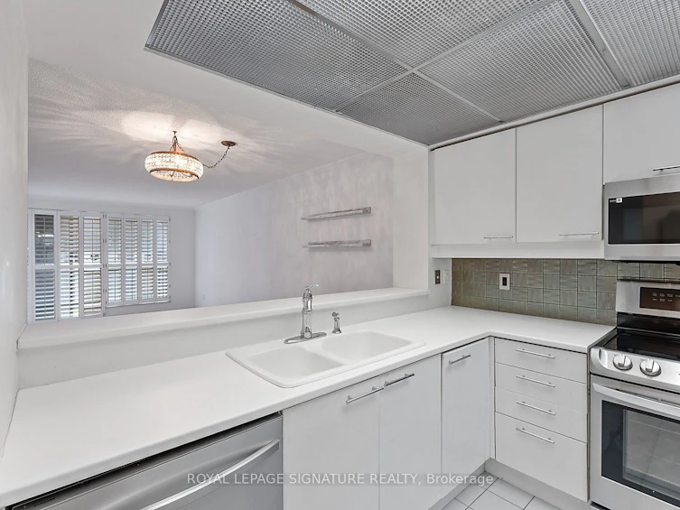 206-18 Hollywood Avenue, Toronto, ON, M2N 6P5 - 6
