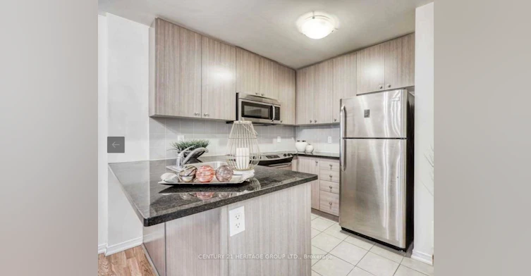 07-21 Coneflower Crescent, Toronto, ON, M2R 0A5 - 8