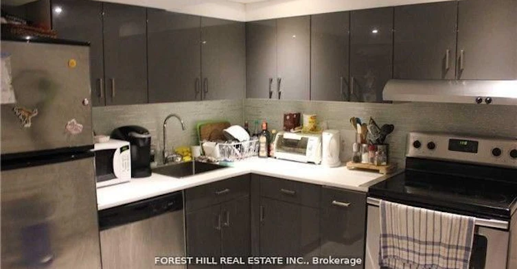 Lower-67 Brunswick Avenue, Toronto, ON, M5S 2L8 - 6