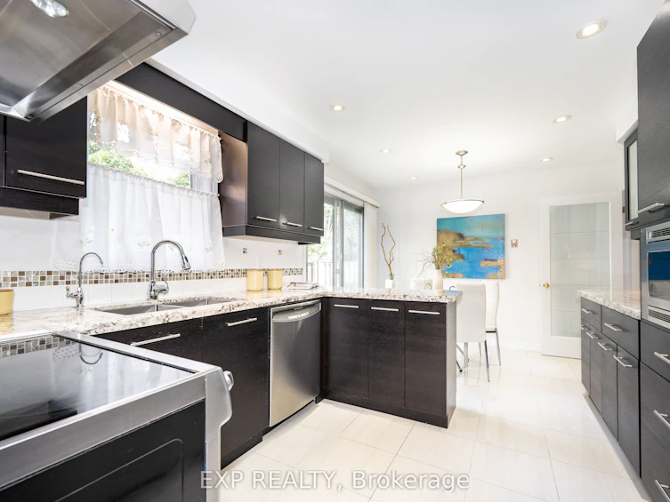 18 Whitman Street, Toronto, ON, M2M 3H8 - 22