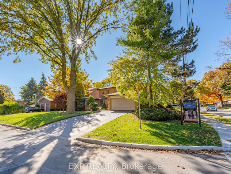 18 Whitman Street, Toronto, ON, M2M 3H8 - 5