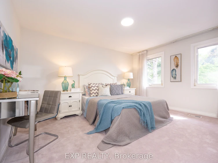 18 Whitman Street, Toronto, ON, M2M 3H8 - 35
