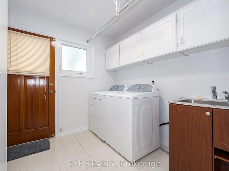 18 Whitman Street, Toronto, ON, M2M 3H8 - 32