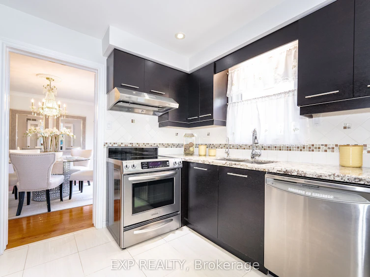 18 Whitman Street, Toronto, ON, M2M 3H8 - 23