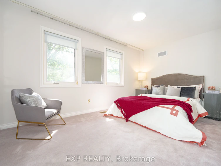 18 Whitman Street, Toronto, ON, M2M 3H8 - 39