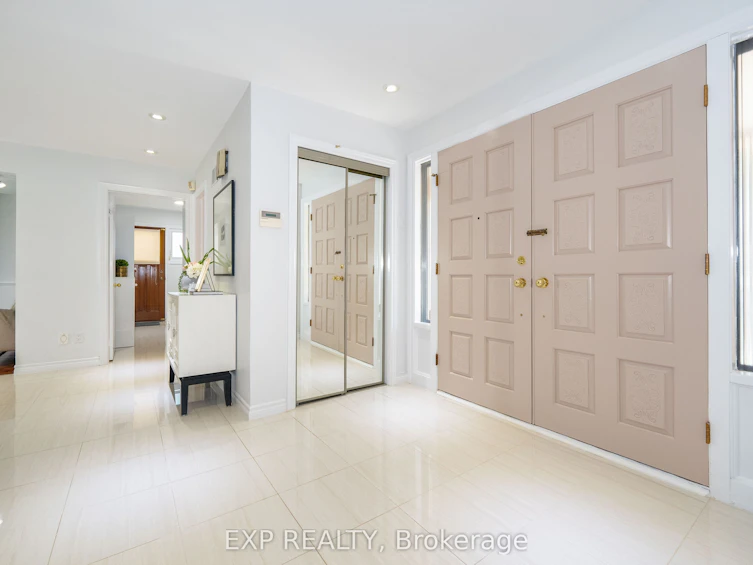 18 Whitman Street, Toronto, ON, M2M 3H8 - 14