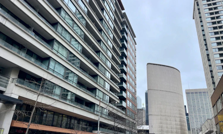 533-111 Elizabeth Street