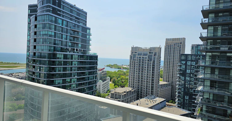 2901-19 Bathurst Street, Toronto, ON, M5V 0N2