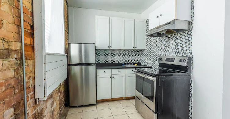 103-225 Gladstone Avenue, Toronto, ON, M6J 3L5 - 17