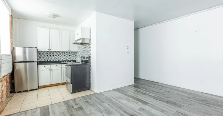 103-225 Gladstone Avenue, Toronto, ON, M6J 3L5 - 18