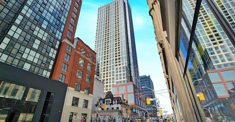 1308-108 Peter Street, Toronto, ON, M5V 0W2