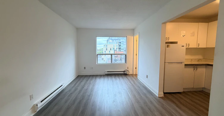 14-102 Greensides Avenue, Toronto, ON, M6C 1B9