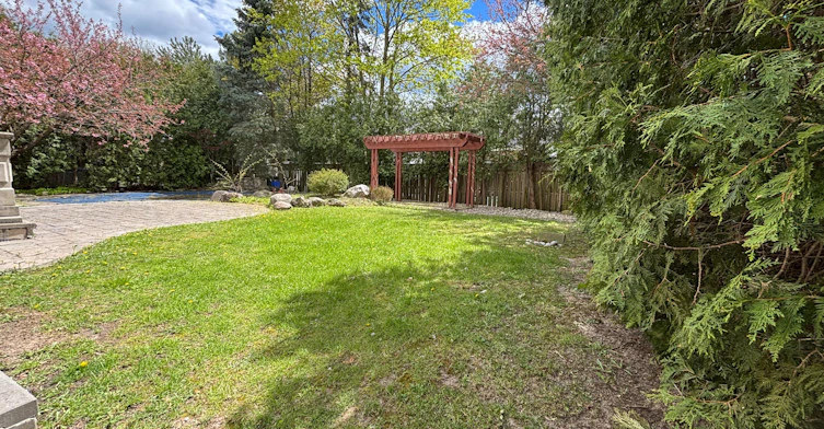 5 Vernham Avenue, Toronto, ON, M2L 2B1 - 20