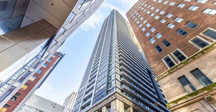 1215-70 Temperance Street, Toronto, ON, M5H 4E8