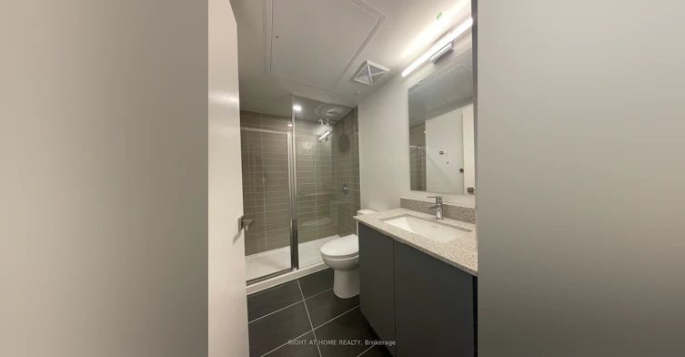 209-30 Tretti Way, Toronto, ON, M3H 0E3 - 5