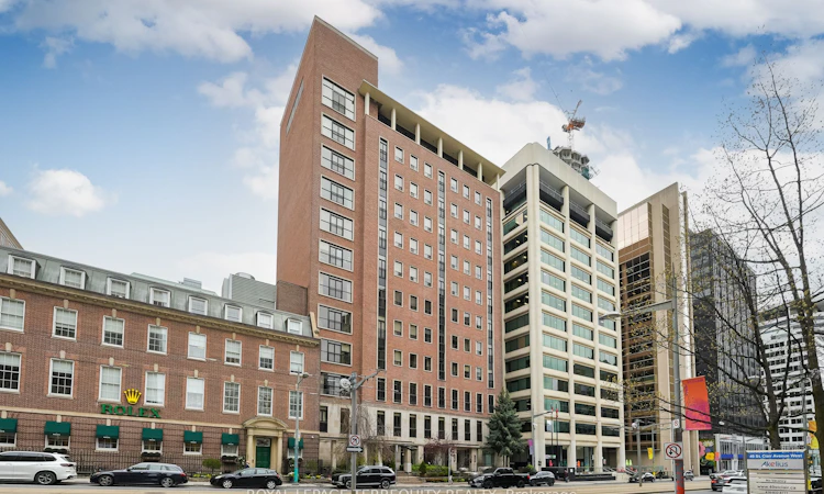 406-48 St Clair Avenue W