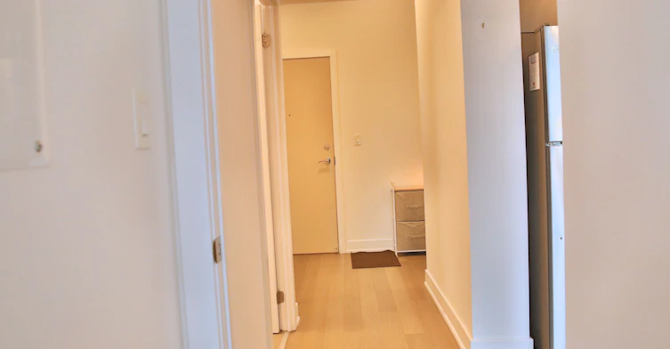 303-1486 Bathurst Street, Toronto, ON, M5P 3G9 - 12