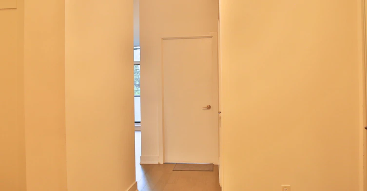 303-1486 Bathurst Street, Toronto, ON, M5P 3G9 - 17