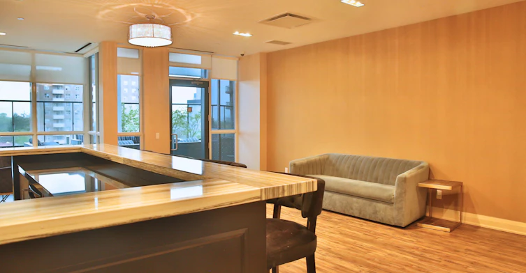 303-1486 Bathurst Street, Toronto, ON, M5P 3G9 - 24
