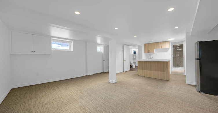 Bsmnt-146 Cranbrooke Avenue, Toronto, ON, M5M 1M5 - 2