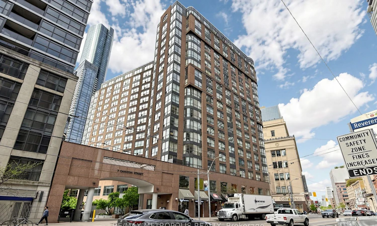 311-7 Carlton Street