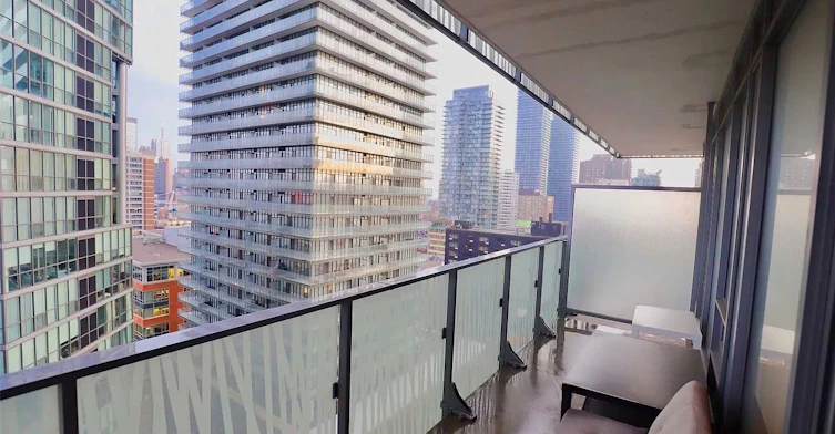 4903-42 Charles Street E, Toronto, ON, M4Y 1T4 - 4