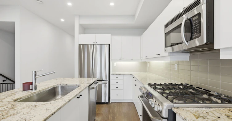 99A Walmer Road, Toronto, ON, M5R 2X6 - 14