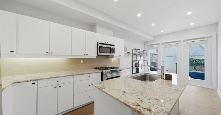 99A Walmer Road, Toronto, ON, M5R 2X6 - 16