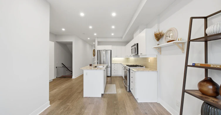 99A Walmer Road, Toronto, ON, M5R 2X6 - 18