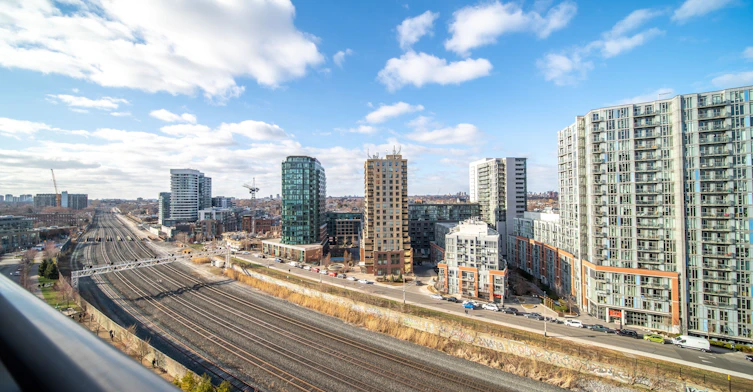 1320-38 Joe Shuster Way, Toronto, ON, M6K 0A5 - 14