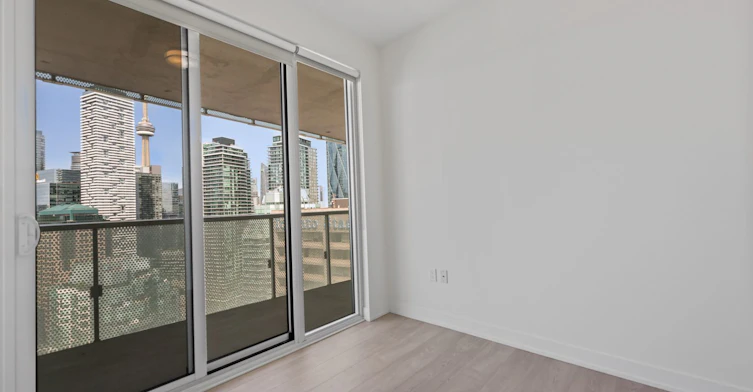 3305-15 Queens Quay E, Toronto, ON, M5E 0C5 - 9
