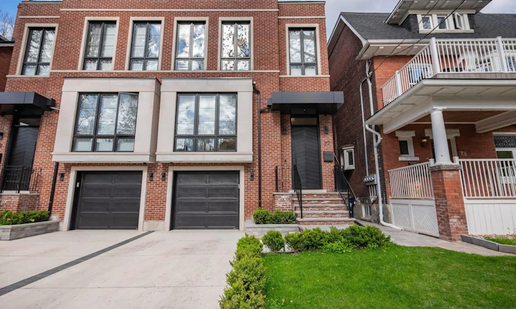 77 Kendal Avenue