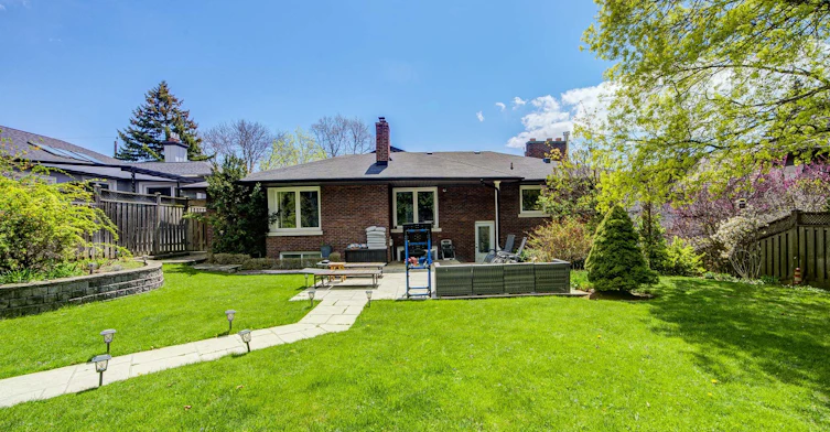 102 Stratford Crescent, Toronto, ON, M4N 1C6 - 44