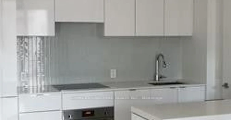 1210-7 Grenville Street, Toronto, ON, M4Y 0E9 - 6