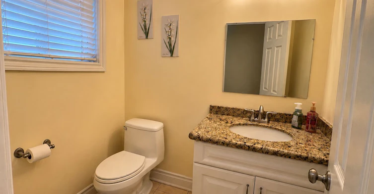 A-7 Fontainbleau Drive, Toronto, ON, M2M 1P1 - 7