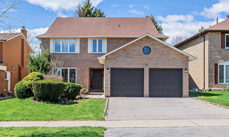 32 Saddletree Drive