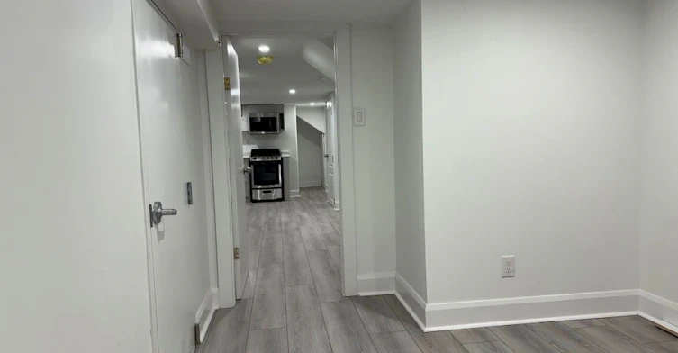 Bsmt-1208 College Street, Toronto, ON, M6H 1B9 - 8
