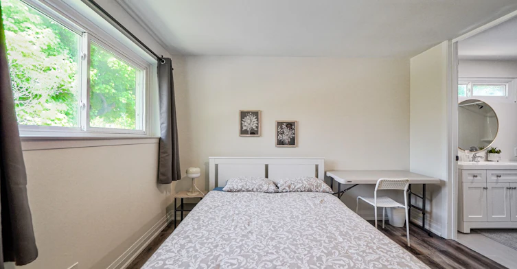 50 Axsmith Crescent, Toronto, ON, M2J 3K3 - 42
